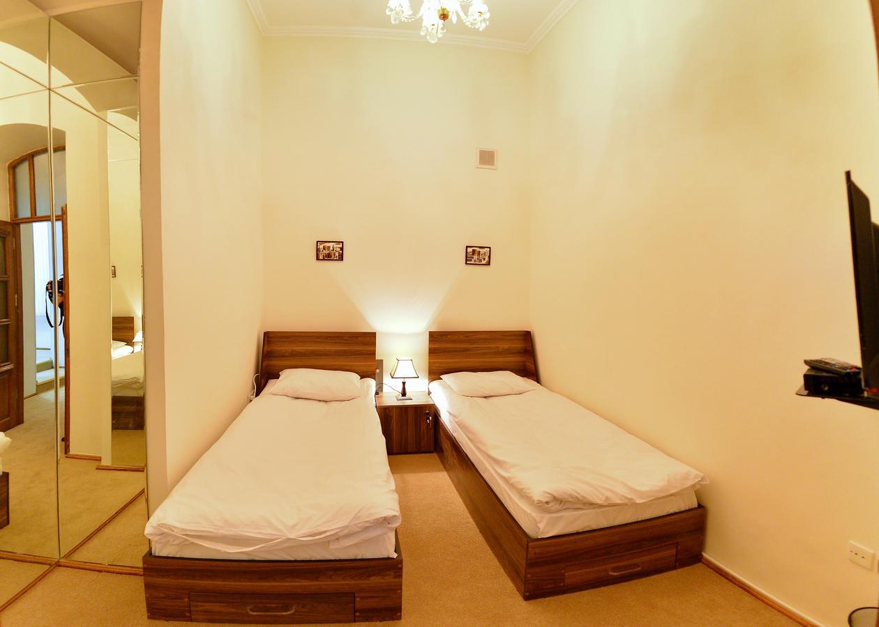 Baku Home Hostel Ngoại thất bức ảnh