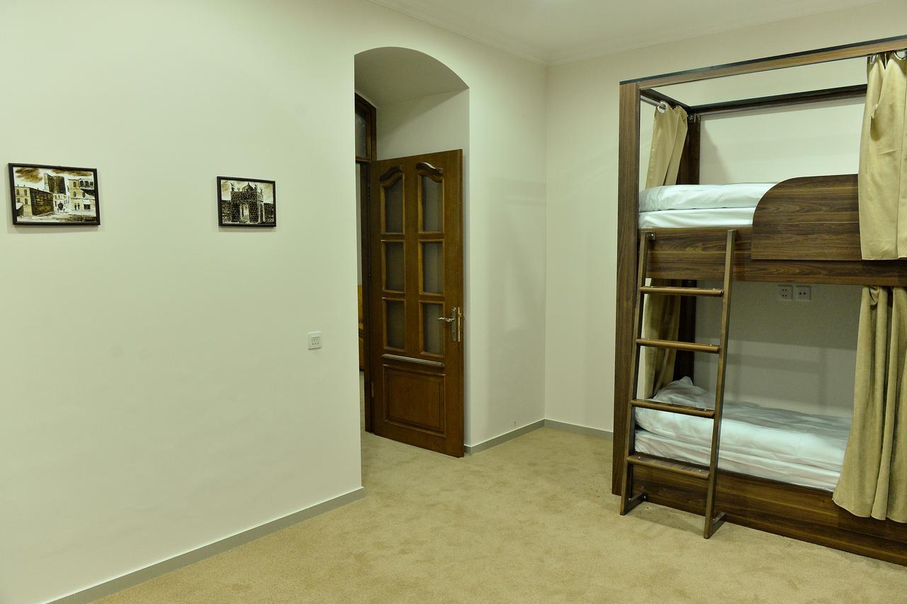 Baku Home Hostel Ngoại thất bức ảnh
