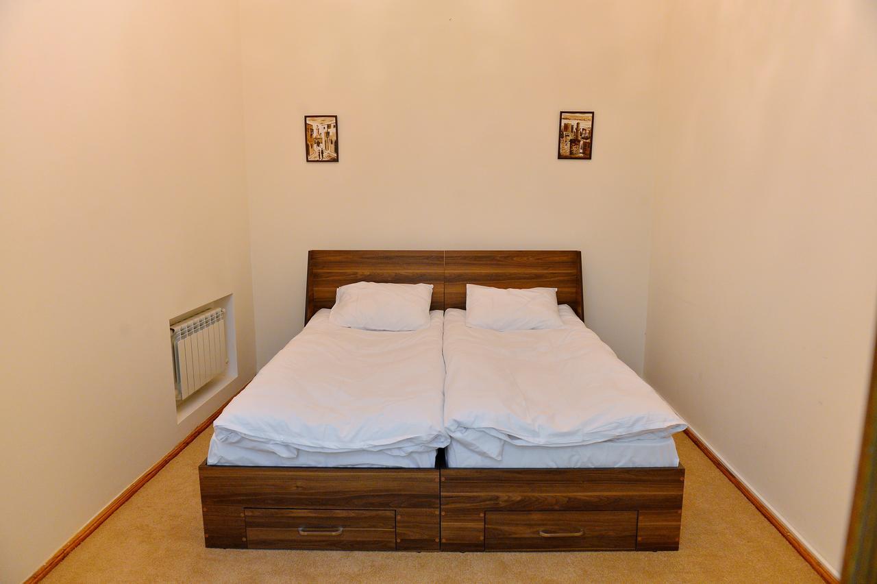 Baku Home Hostel Ngoại thất bức ảnh