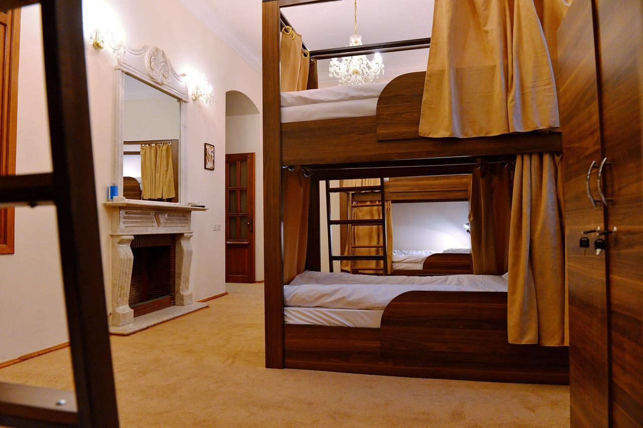 Baku Home Hostel Ngoại thất bức ảnh