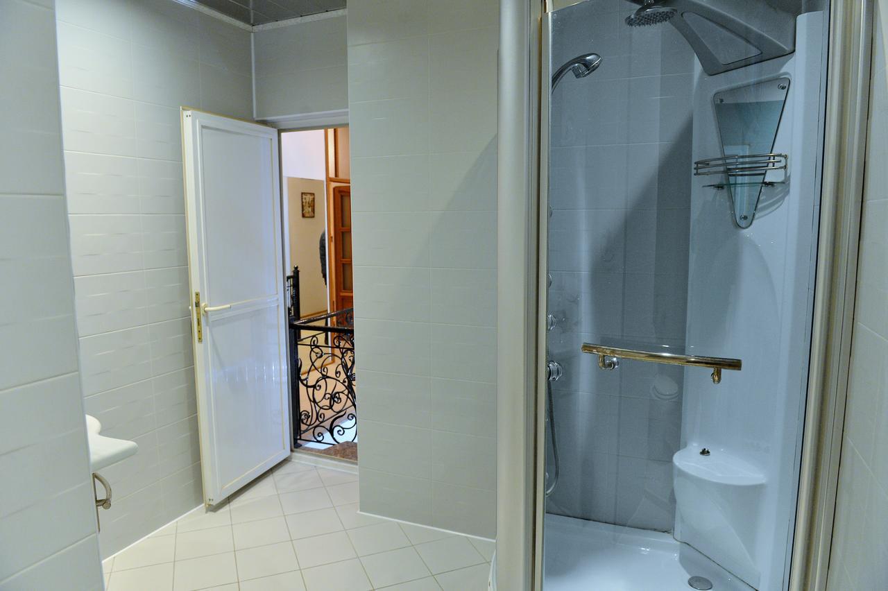 Baku Home Hostel Ngoại thất bức ảnh
